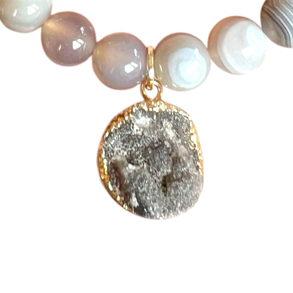 Australian Agates Stretch Bracelet with Stone Pendant - Picture 2 of 6